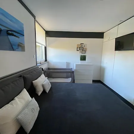 Freistehendes In Tossens Mit Terrasse Holiday home *